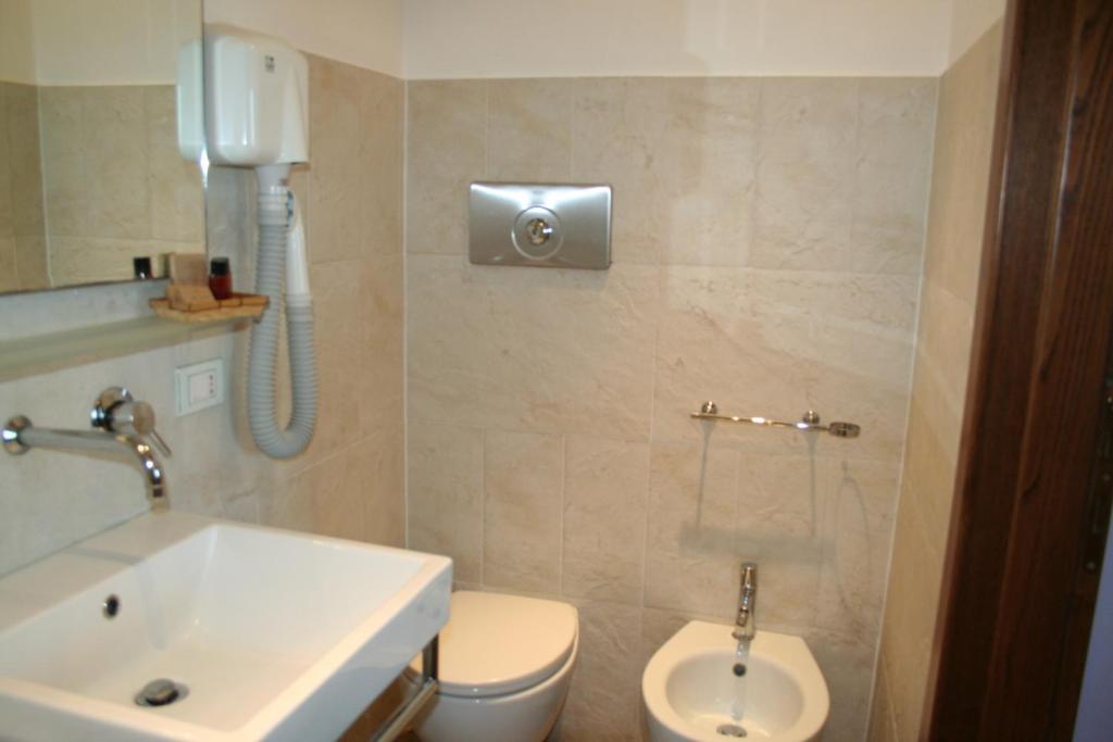 Pian Del Sorbo Guest House Saturnia Room photo